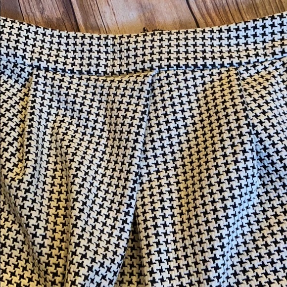 Banana Republic Houndstooth Skirt Sz 8 - Picture 7 of 7